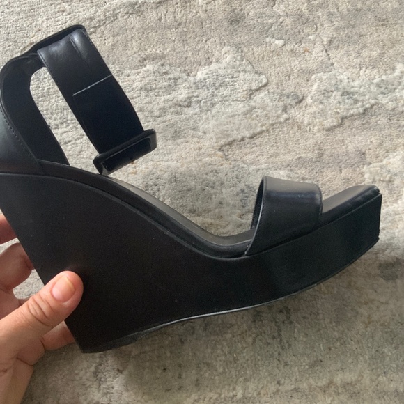 SAINT LAURENT, WEDGE ANKLE STRAP SANDALS - Picture 5 of 7